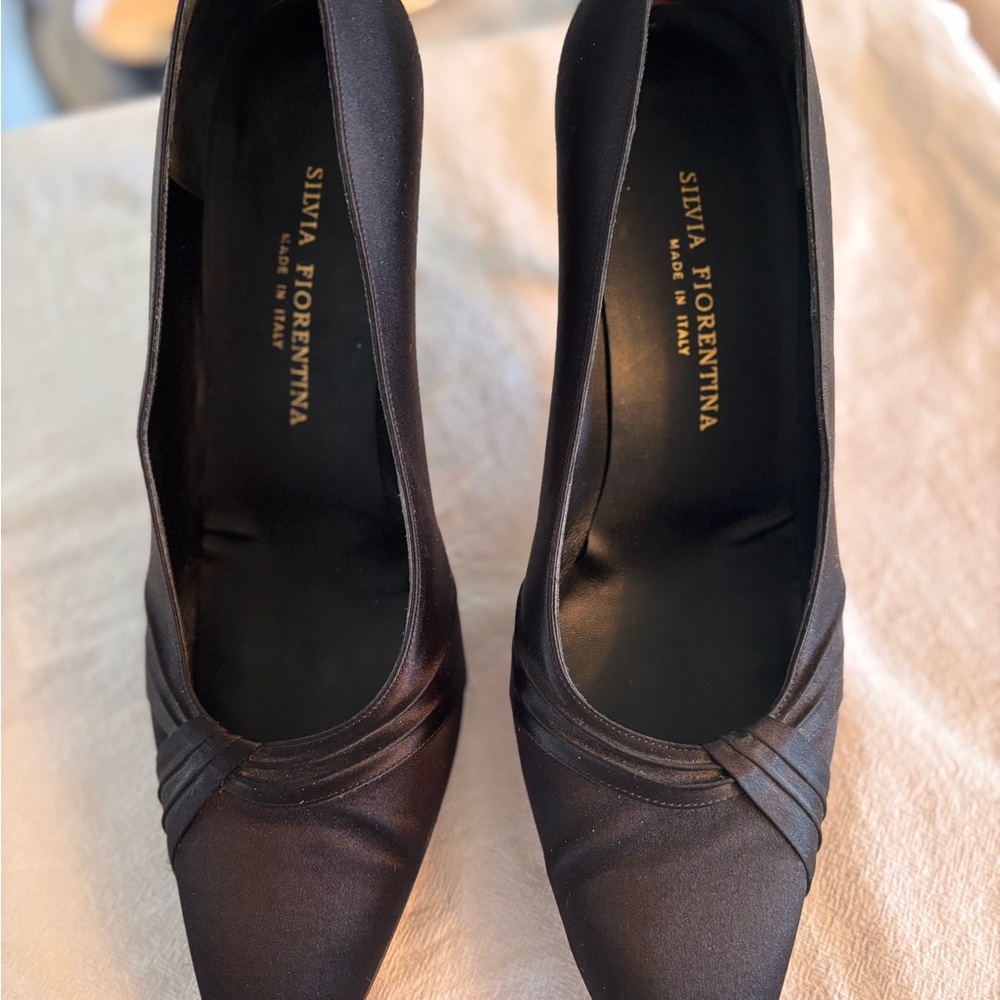 Silvia Fiorentina Black Satin Pointed Toe Heels SZ 11 Old Money - Picture 3 of 9